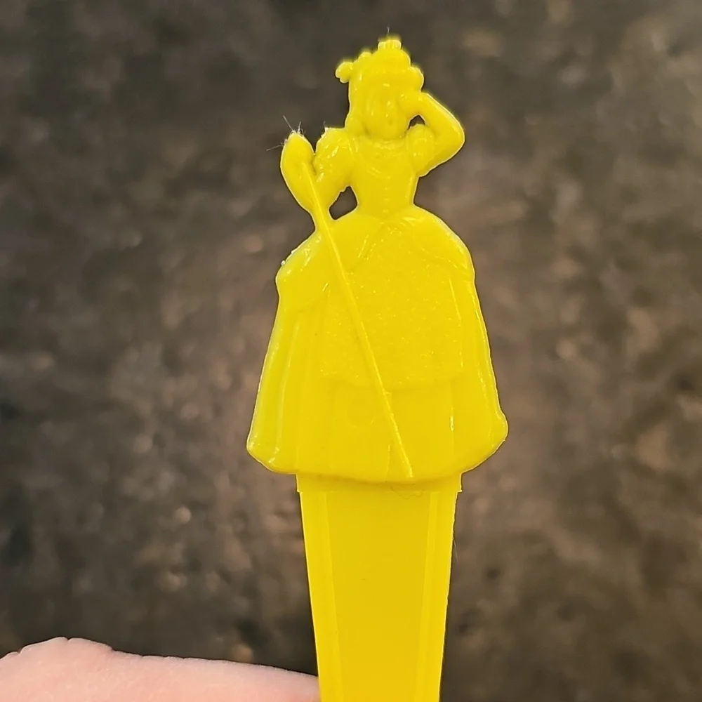 Vintage '50s F&F Mold & Die Works Nursery Rhyme Theme Plastic Sporks Set Of 7